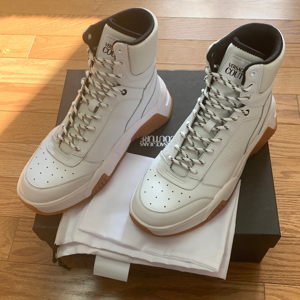 Brand new Versace Jeans Couture Men’s leather sneakers